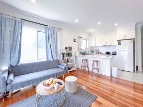 FamilyFriendly 3 Bedroom Retreat - Shared - Parking And Wifi - Accommodation Asia 1
