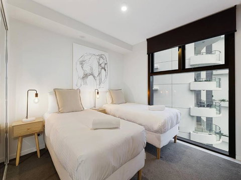 First Light Mooloolaba Apt 804 - Accommodation Guide 3