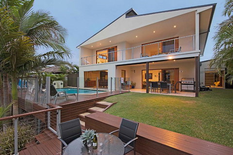 Flamingo Key - Accommodation Guide 0