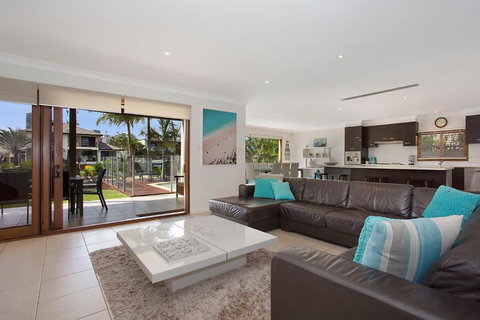 Flamingo Key - Accommodation Guide 3