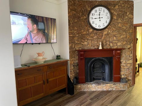 Florence Lodge - Accommodation Asia 3
