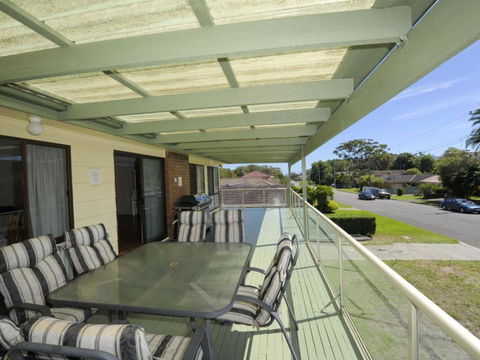 Family Getaway Shoal Bay - Accommodation Asia 0
