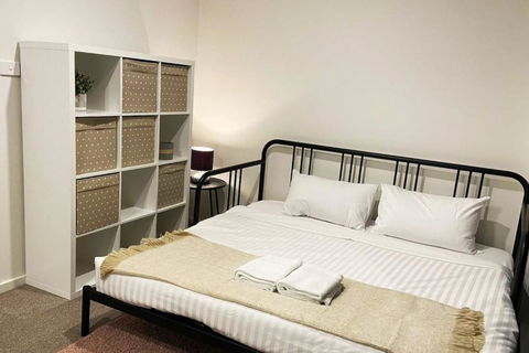 Family Friendly 2BR Townhouse 5mins To Hospital - Accommodation Asia 4