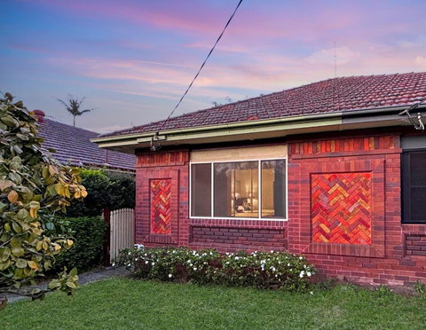 Family Retreat House 3 Bdrm With Parking Netflix Close To Train - Accommodation Guide 2