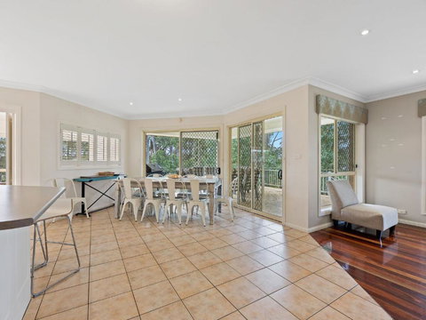 Gareth House - Accommodation Asia 3