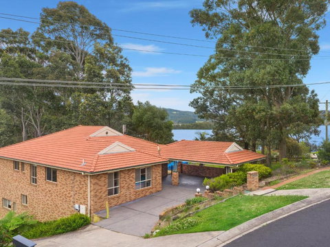 Gareth House - Accommodation Asia 0