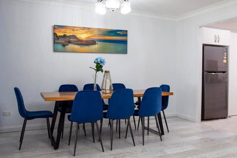 Getaway Lakefront Environmental House On Lake Macquarie With Water View - Accommodation Asia 2