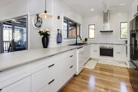 Gillies Getaway - 5 Bayview St South West Rocks - No Sheets Or Towels Provided - Accommodation Asia 3