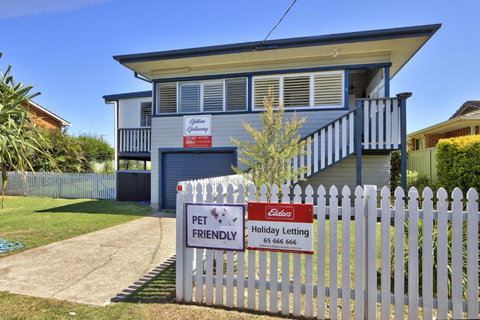 Gillies Getaway - 5 Bayview St South West Rocks - No Sheets Or Towels Provided - Accommodation Asia 0