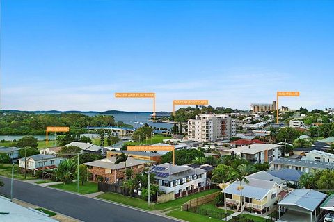 Gladstone Backpackers - Accommodation Asia 0