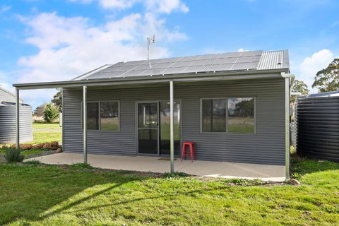 Glenowrie Cottage - 1 King 2 Singles Near Cadia - Accommodation Asia 2