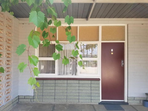 Glossop Motel - Accommodation Asia 1