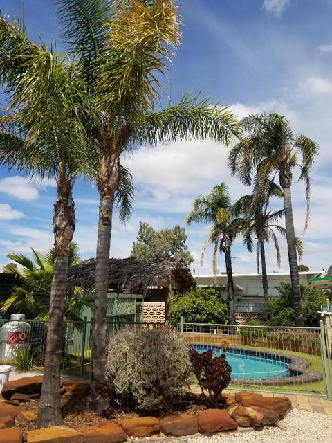 Glossop Motel - Accommodation Asia 3