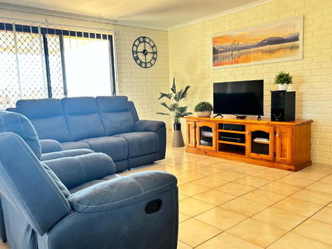 Golden Sunset-Shark Bay Denham - Accommodation Asia 0