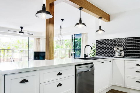 Good Vibrations - Accommodation Asia 3