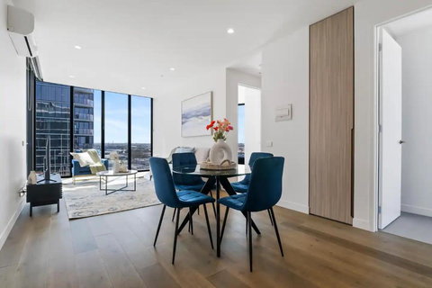 Gorgeous 3BR Apt W Stunning Bay Views And 2 Car Park - Accommodation Asia 3