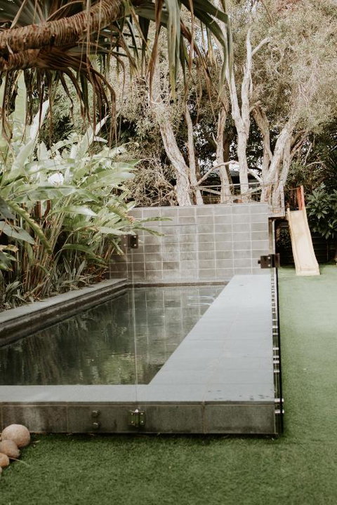 Gorgeous 5 Bedroom Beach House. Dog/Kid Friendly. - Accommodation Asia 0