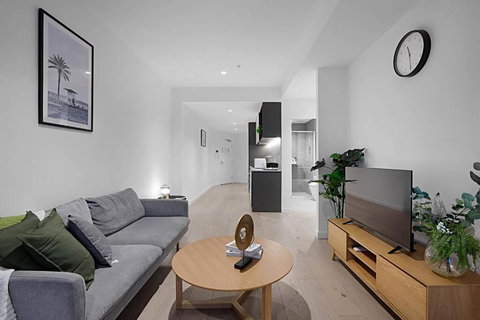 Graceful 2 Bed 2 Bath Apt Near CBD TF704A24 - Accommodation Asia 0