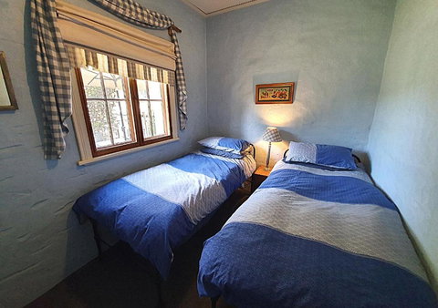 Griffiths Cottage - Accommodation Asia 4