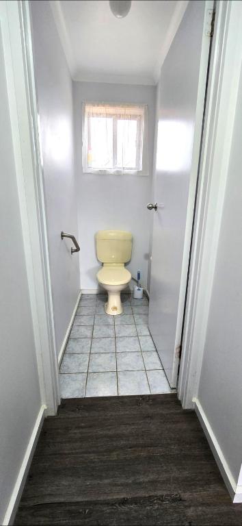 Ground Floor Close To Beach 2 B Apartment Cbd - Accommodation Asia 3