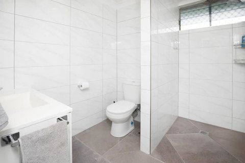 Ground Floor Easy Unit Close To City 4 - Accommodation Asia 4