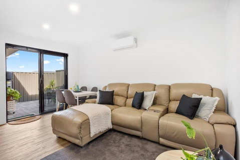 Guildford Family Hideaway - Accommodation Guide 0