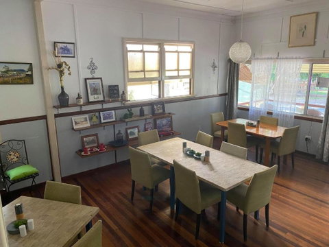 Gundy Pub & Caravan Park - Accommodation Guide 2
