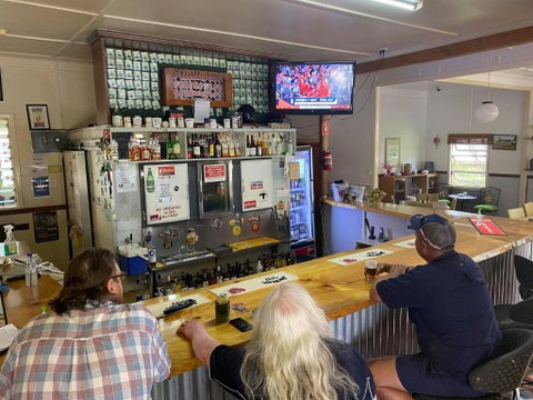 Gundy Pub & Caravan Park - Accommodation Guide 1