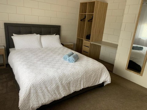Harbour View 49 Urch Street Unit 5 - Accommodation Guide 1