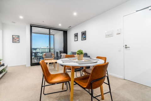 Grand Central Towers Apt Resort-Style Amenities - Accommodation Asia 2