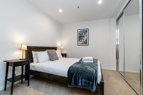 Grand Central Towers Apt Resort-Style Amenities - Accommodation Asia 1