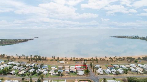 Grasstree Beach Shacks - Accommodation Asia 2