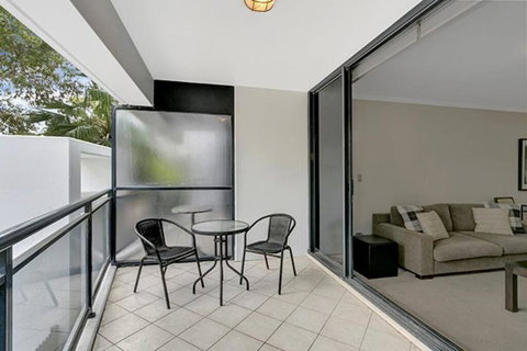 HERB1-Tastefully Furnished & Designed St Leonards - Accommodation Guide 2
