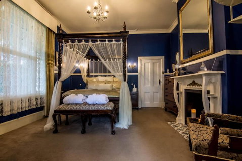 Heytesbury House - Accommodation Guide 2