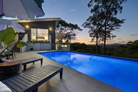 Hinterland Dreamers Poolside Retreat - Accommodation Asia 0