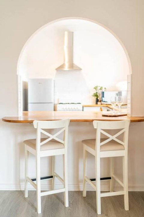 Indulge At Glenelg North - Accommodation Guide 2