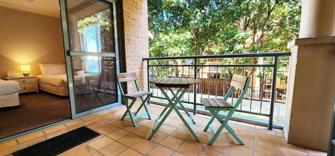 Inner City Apartment - Moments To The City Centre - Accommodation Asia 2