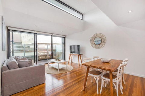 Hotel Lifestyle Home Living In Williamstown - Accommodation Asia 1