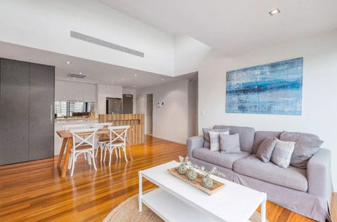 Hotel Lifestyle Home Living In Williamstown - Accommodation Asia 0