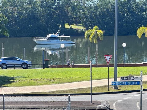 Innisfail Riverfront Motel - Accommodation Asia 1