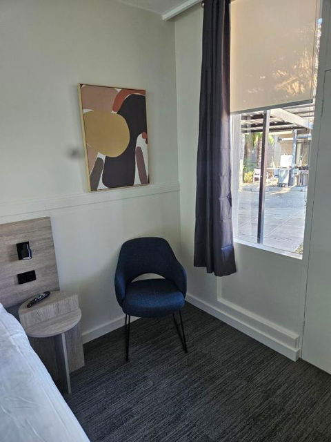 International Hotel Motel - Accommodation Asia 3