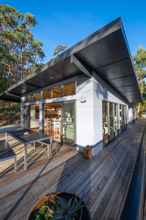 Adventure Bay Beach House - Accommodation Asia 3
