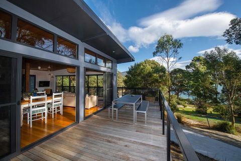 Adventure Bay Beach House - Accommodation Asia 0