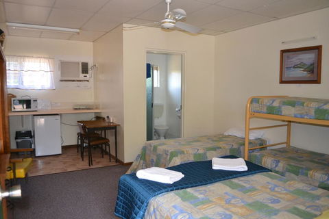 Affordable Gold City Motel - Accommodation Asia 2