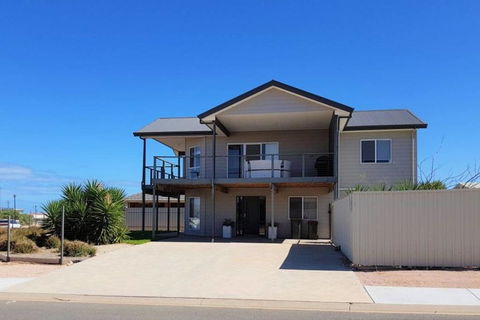 Agape Holiday Home - Accommodation Asia 0