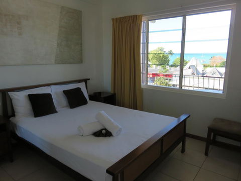 Airlie Beach Apartments - Accommodation China 2