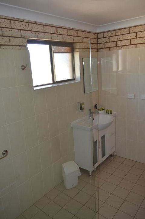 Alamo Motor Inn - Accommodation Asia 3