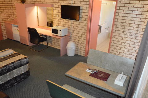 Alamo Motor Inn - Accommodation Asia 2