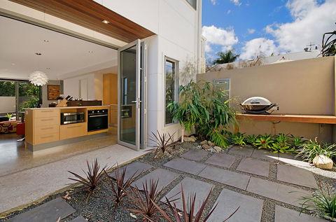Alamode Apartments - Accommodation Asia 0