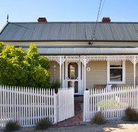Albert Cottage - Accommodation Guide